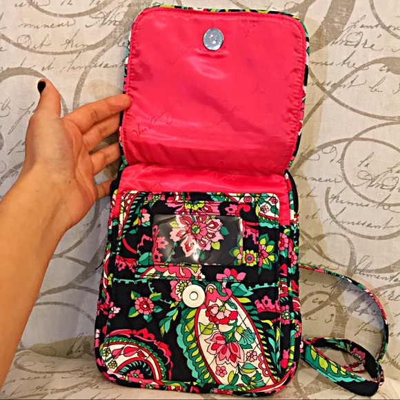 COPY - Vera Bradley cross-body - Picture 2 of 5